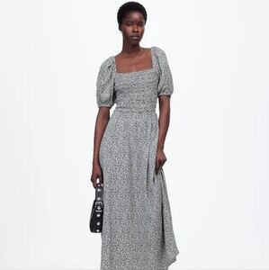 Madewell Smocked Puff Sleeve Midi Dress in Floral